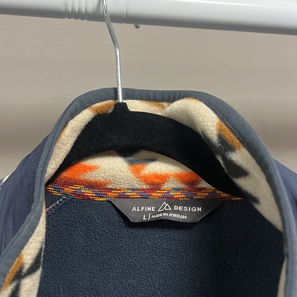 Alpine Design size Large Southwest design full zip fleece - Picture 2 of 3